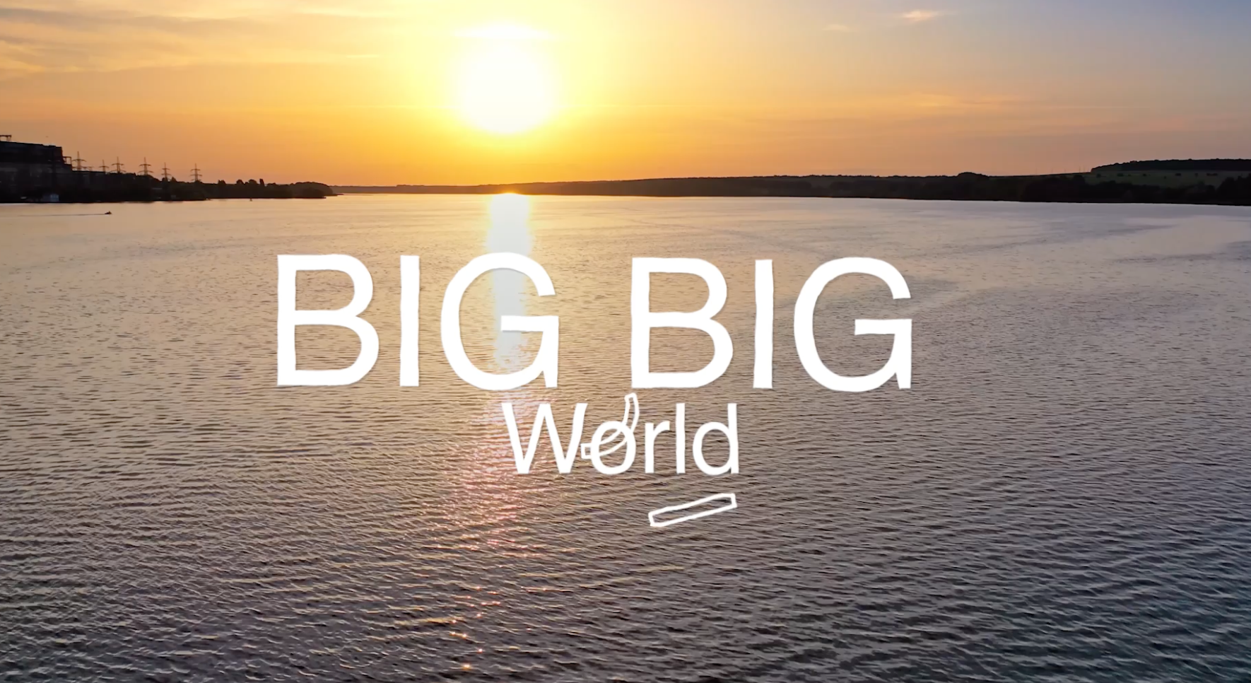 英文歌曲big big world 视频背景-有词